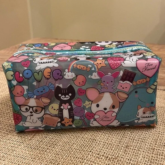 Too Faced makeup pouch - Picture 2 of 7